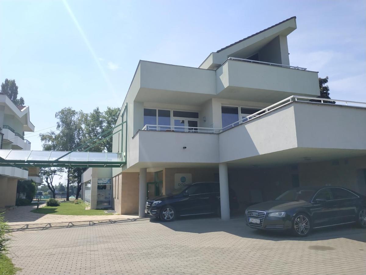 Apartmany Puerto Senec Exterior photo